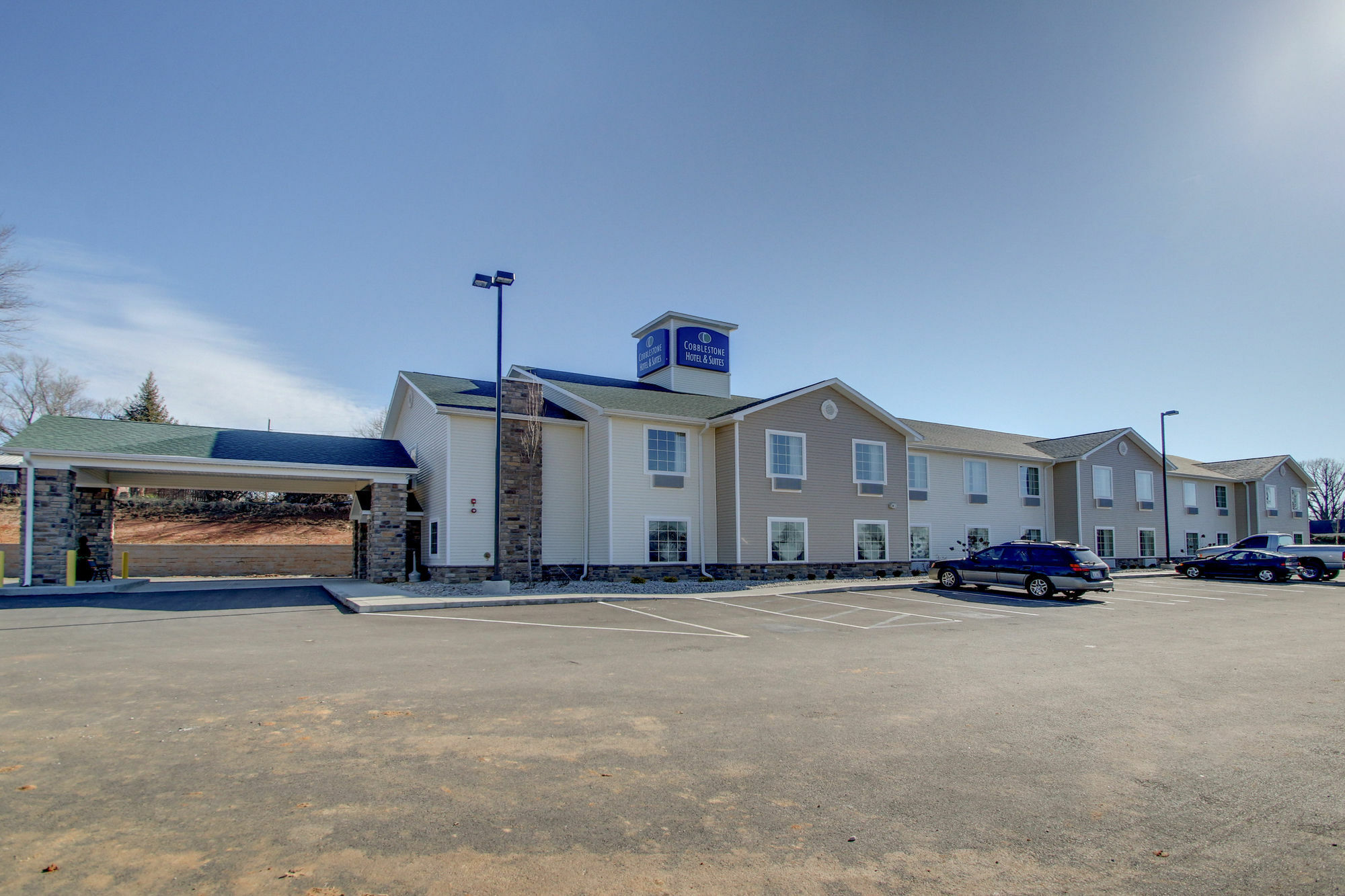Cobblestone Hotel & Suites - Salem Exterior photo